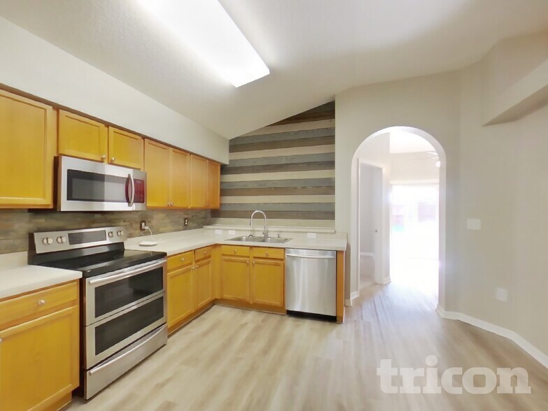 Building Photo - 4401 Reynolds Ridge Ct