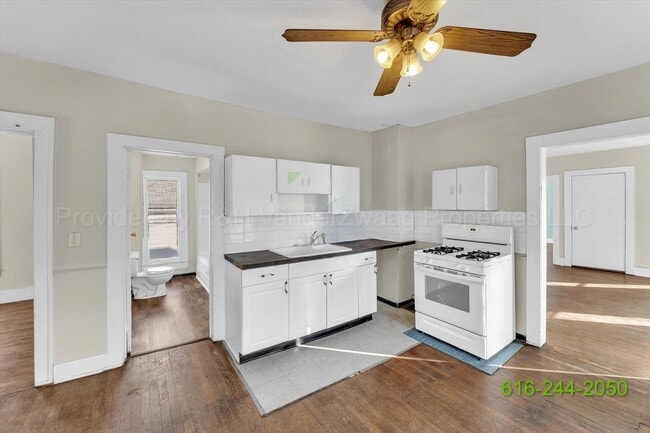 Building Photo - 1335 Hamilton Ave NW