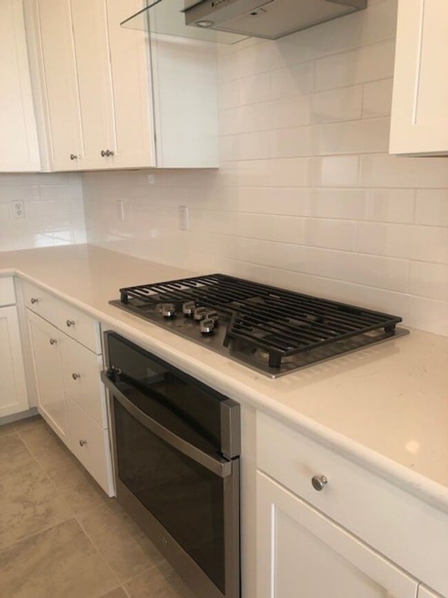 Building Photo - Single Story Stockton Home - Located in Westlake Village