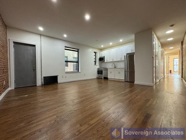 Building Photo - 4 bedroom in NEW YORK NY 10033