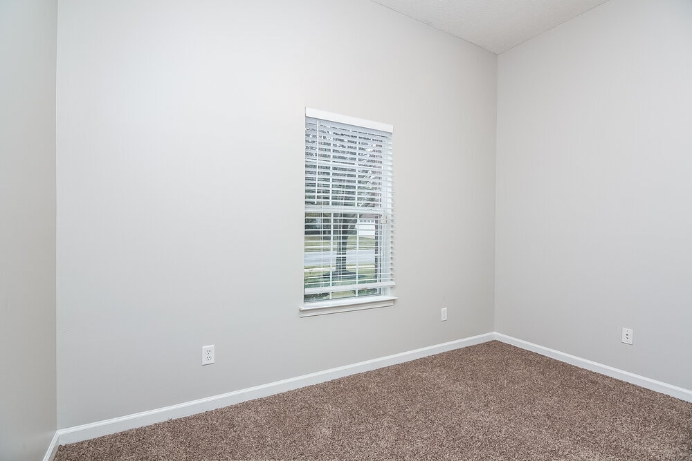 Building Photo - 7076 Maple Grove Rd