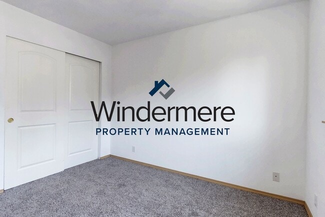 Building Photo - *Half Off First Month's Rent* 2 Bed 2 Bath...