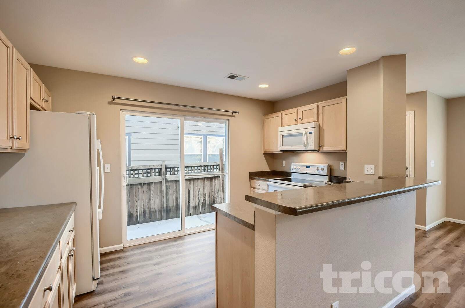 Building Photo - 2172 Willow Ct