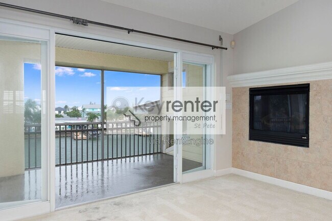 Building Photo - 540 Johns Pass Ave