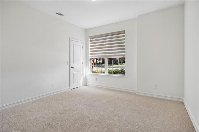 Building Photo - 1037 Everglades Dr