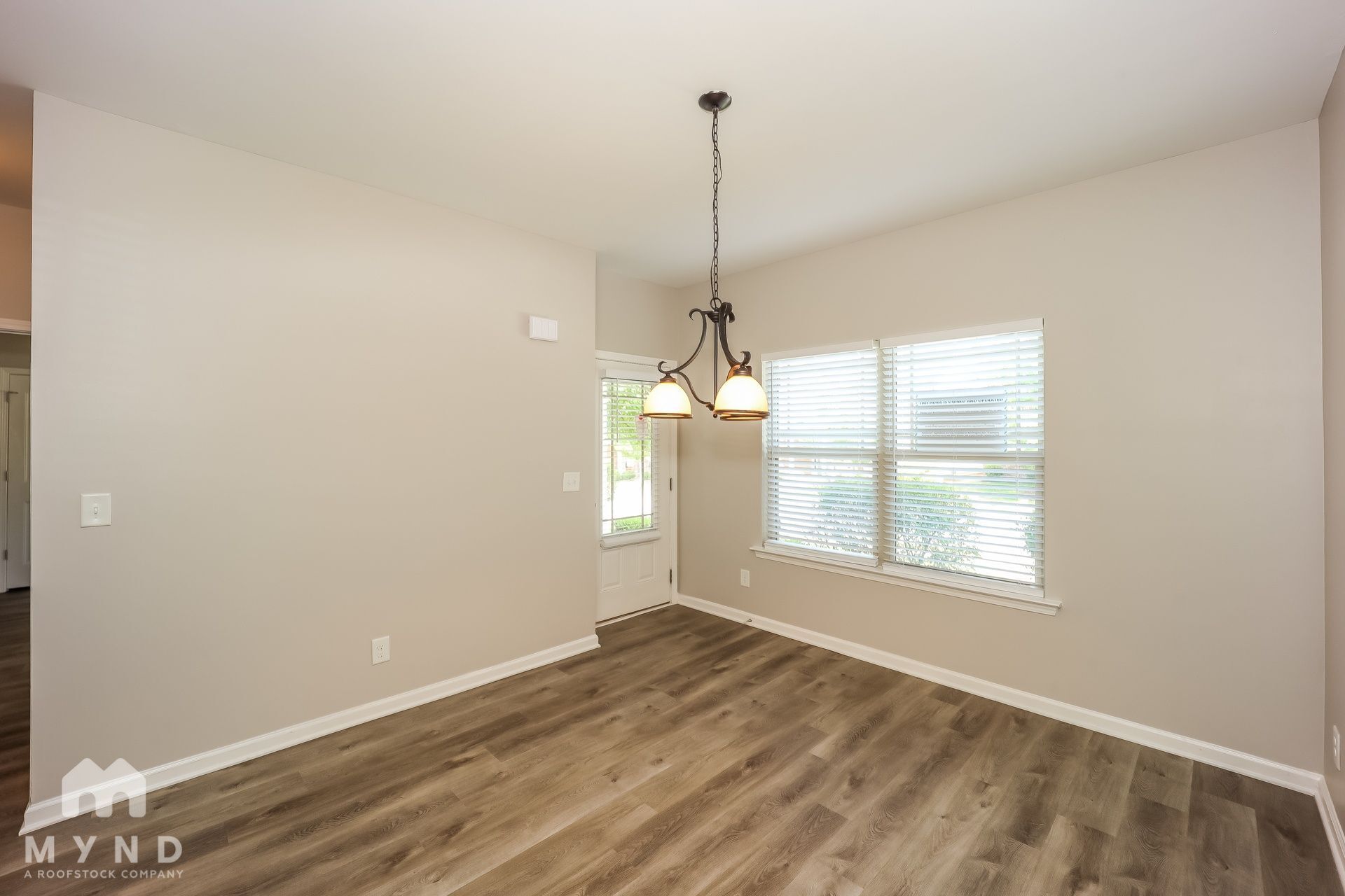 Building Photo - 61 Matador Way