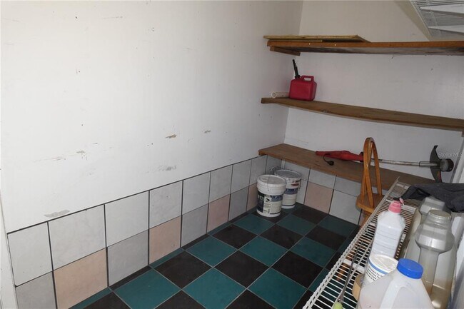 Building Photo - 4955 16th Ave N