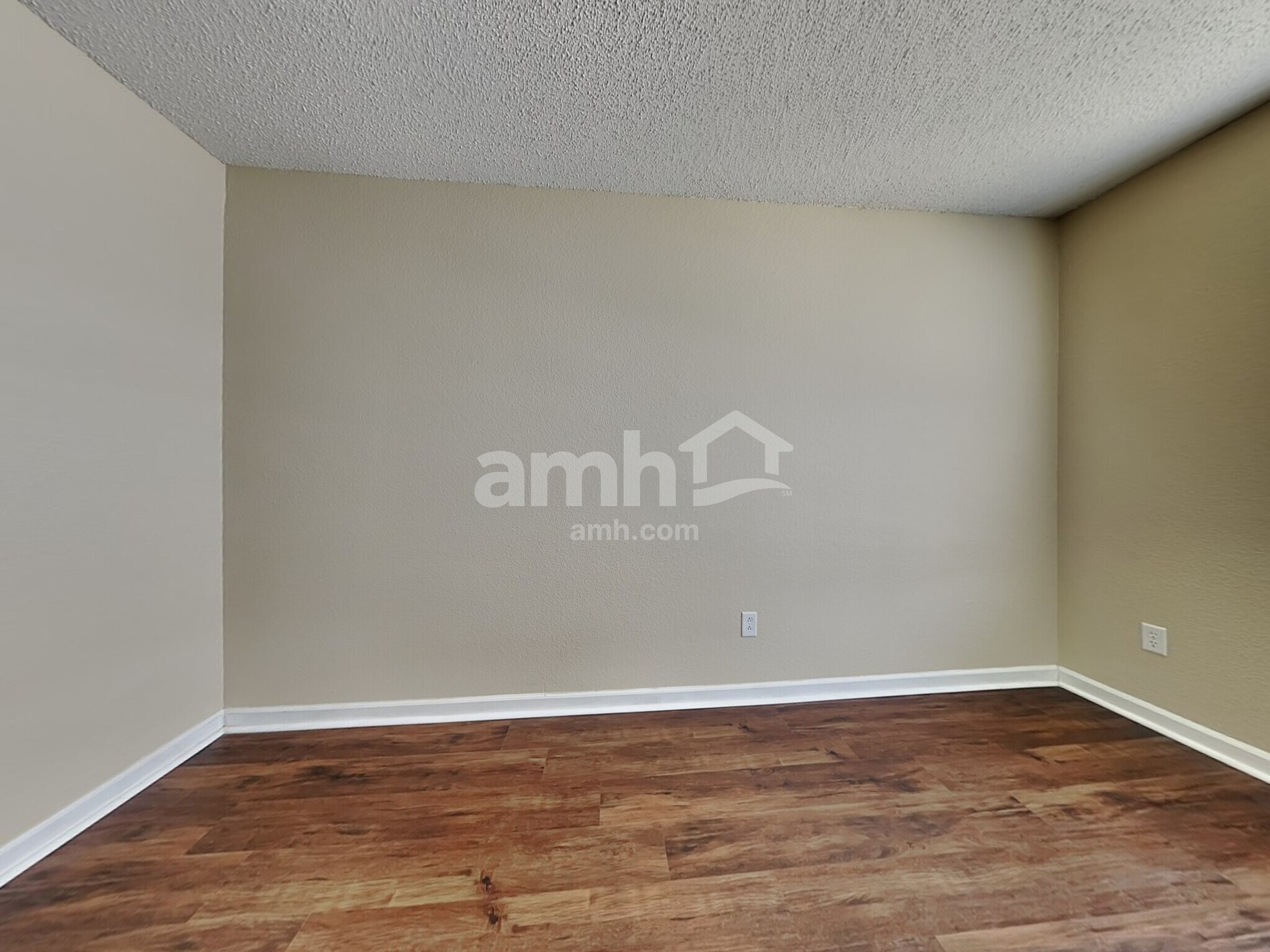 Building Photo - 1783 Blue Lake Dr