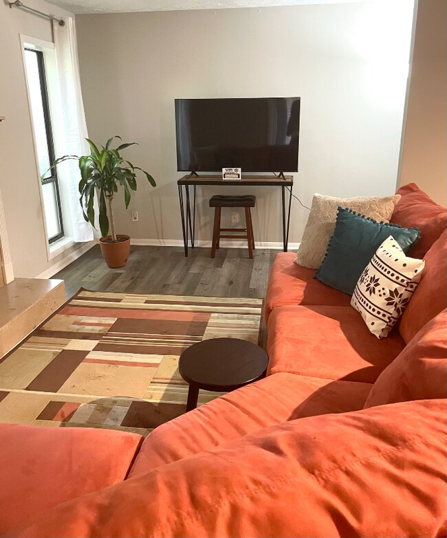 Building Photo - 1535 Terrell Mill Pl SE