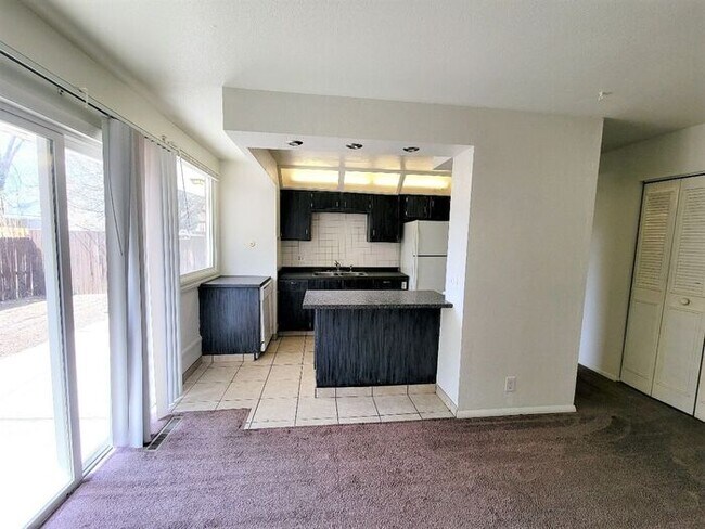 Building Photo - Charming 2-Bedroom Duplex | Limited-Time O...