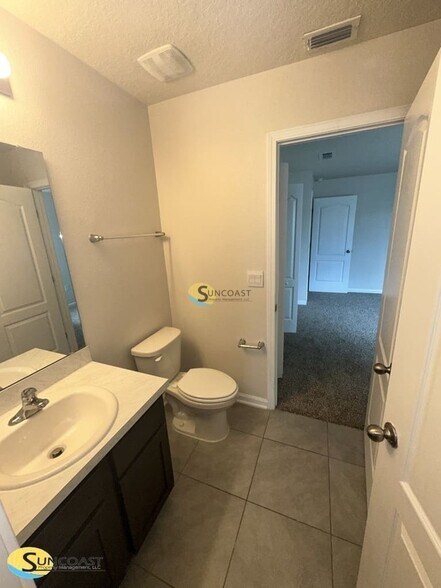 Building Photo - 7601 Legacy Trl