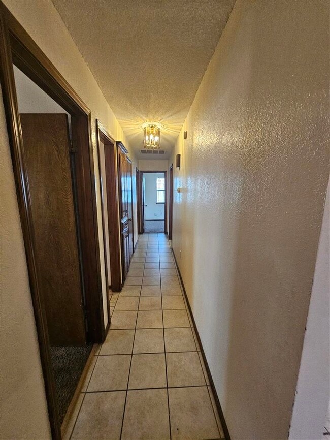 Building Photo - 2307 NW Terrace Hills Blvd