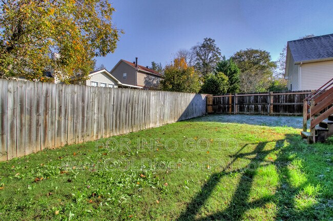 Building Photo - 117 Brenton Ct