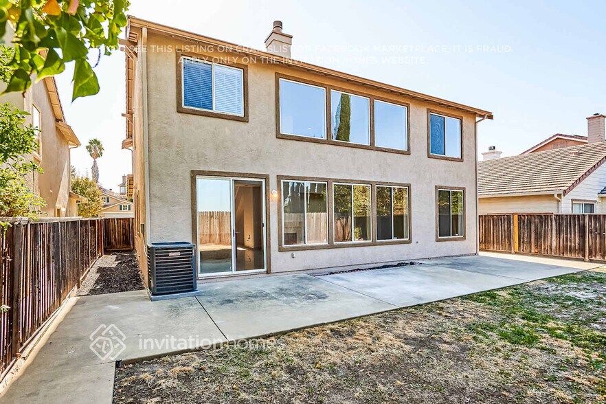 Building Photo - 1116 Ranch Point Way