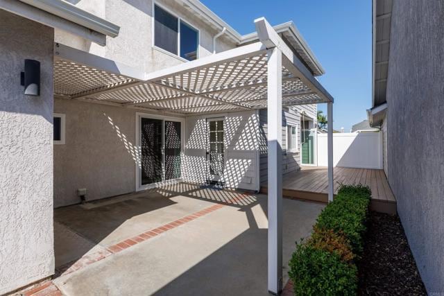 Building Photo - 807 Windcrest Dr