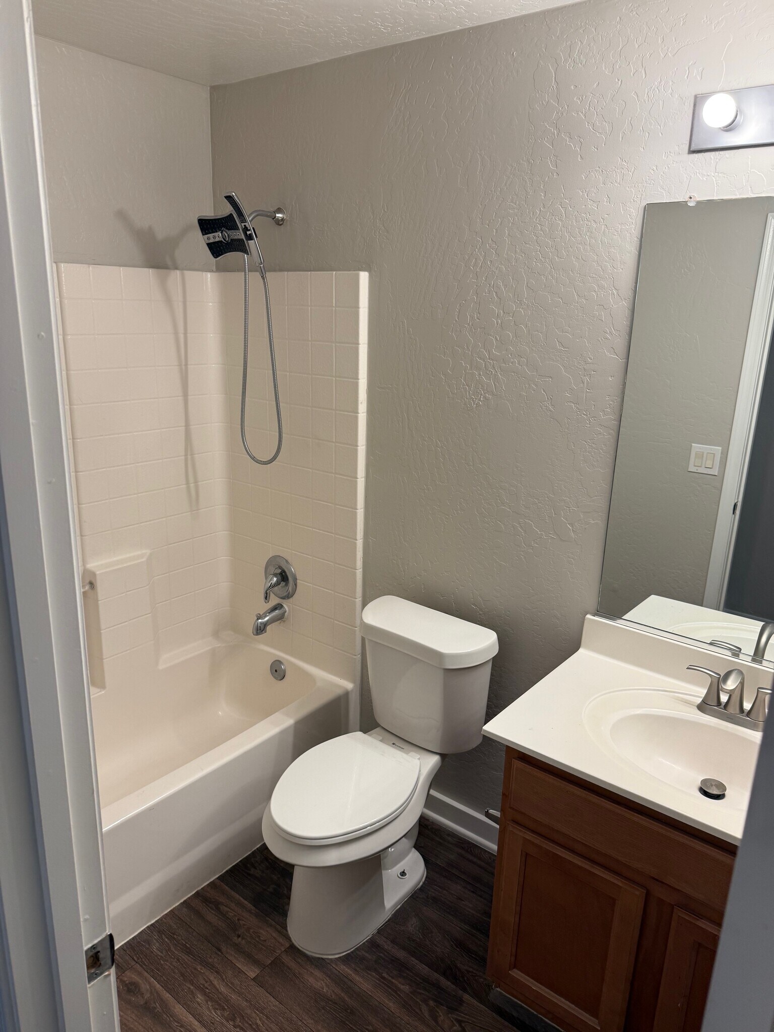 Building Photo - 9741 W Heber Rd