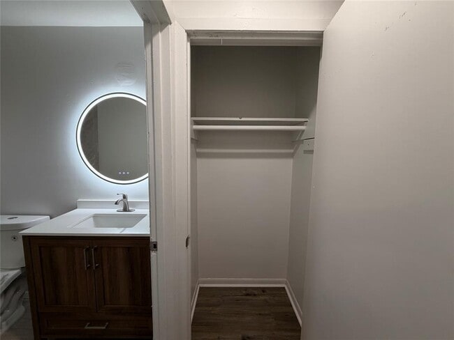 Building Photo - 2308 Alta Vista Ave