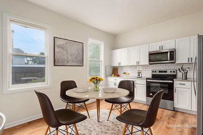 Building Photo - 865 Old Leonard Ave