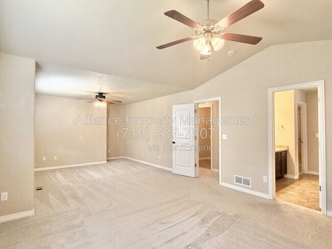 Building Photo - 7270 Araia Dr