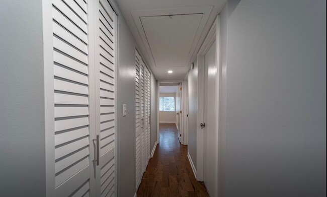 Building Photo - Knoxville 37920 - 3 bedroom, 3 bath home i...