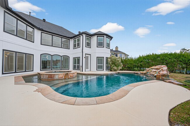 Building Photo - 2019 Bendstone Cir