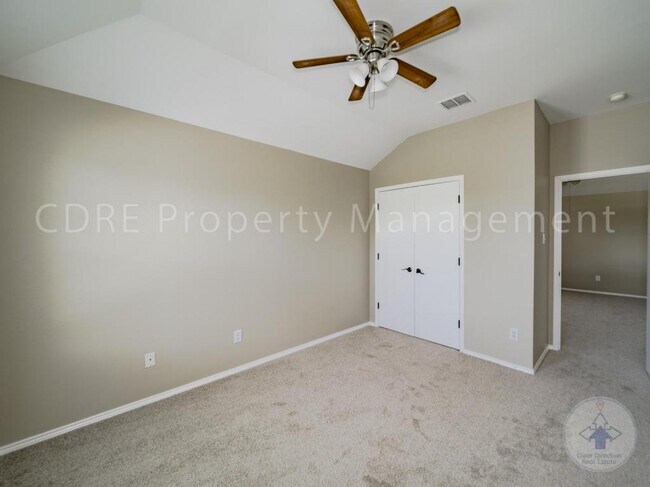 Building Photo - 4016 Summerhill Ln