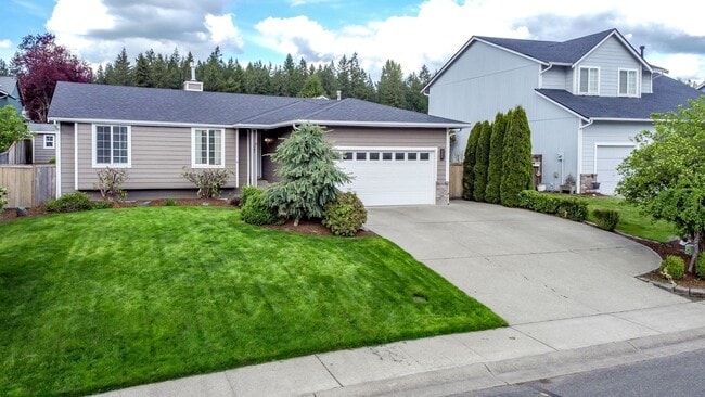 Building Photo - 4-Bedroom, 2-Bathroom Rambler with Beautiful Features and Mountain Views!