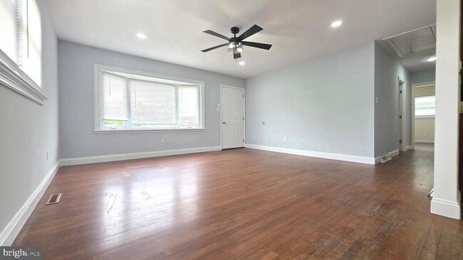 Building Photo - 361 David Hall Rd