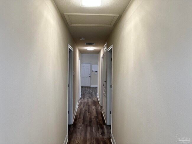 Building Photo - 5143 Carmell Ridge Cir