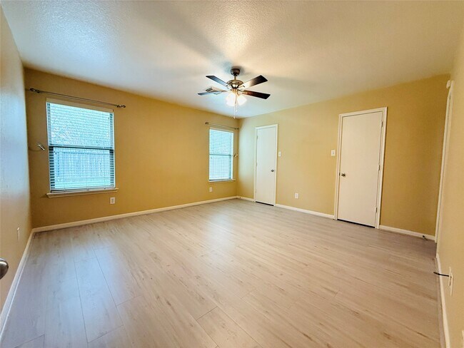 Building Photo - 16750 Bending Creek Ln