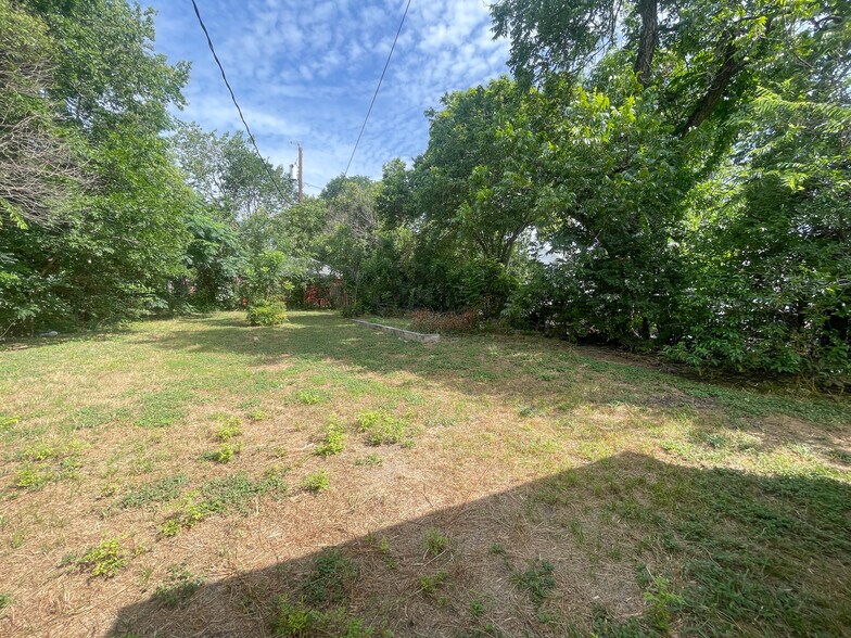 Building Photo - 2313 Morrow Ave