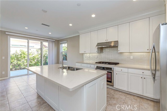 Building Photo - 63 Waterleaf