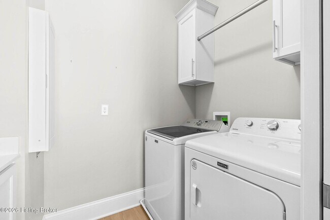 Building Photo - 6204 Moonseed St