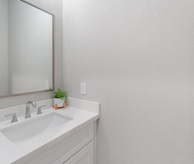 Building Photo - Luxury New Construction Home for Lease – E...