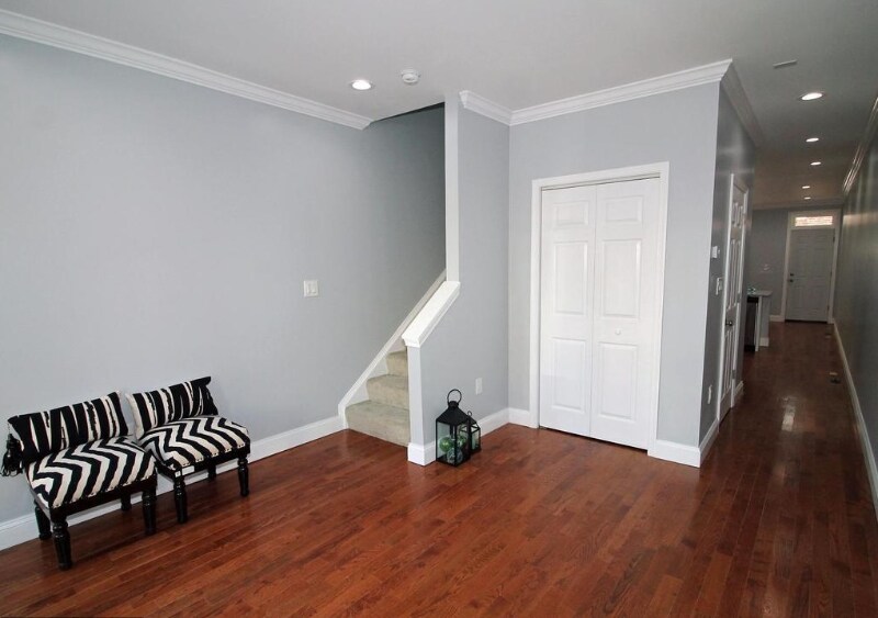 Building Photo - 703 Portland St