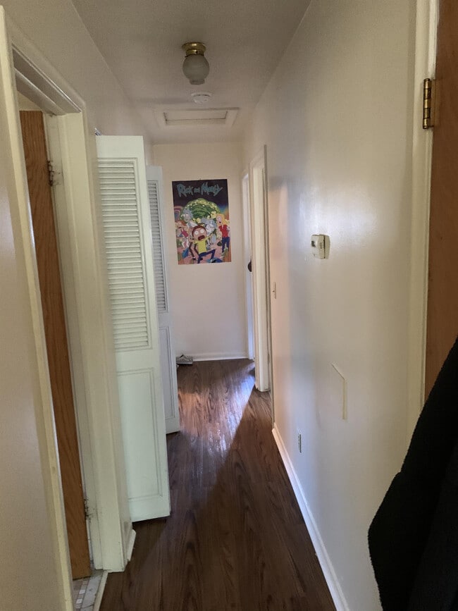 Building Photo - 606 Spartan Ave