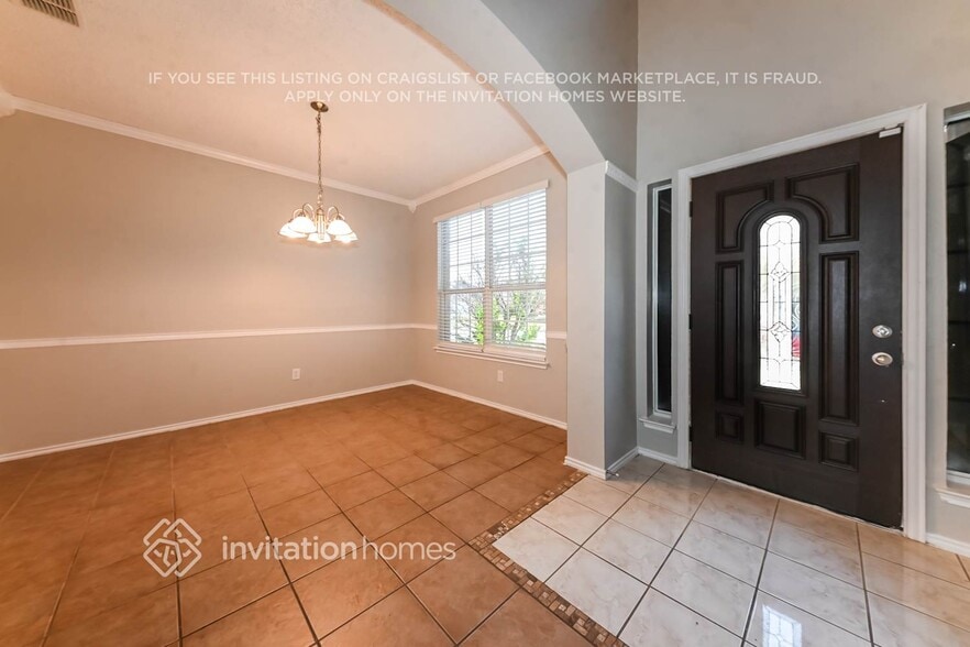 Building Photo - 4906 Autumn Hill