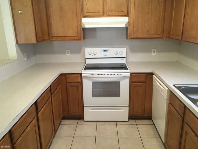 Building Photo - 3 br, 3 bath Duplex - 3612 Glenna Ct # 361...