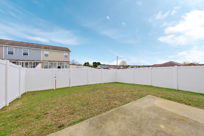 Building Photo - 102 Claremont Avenue