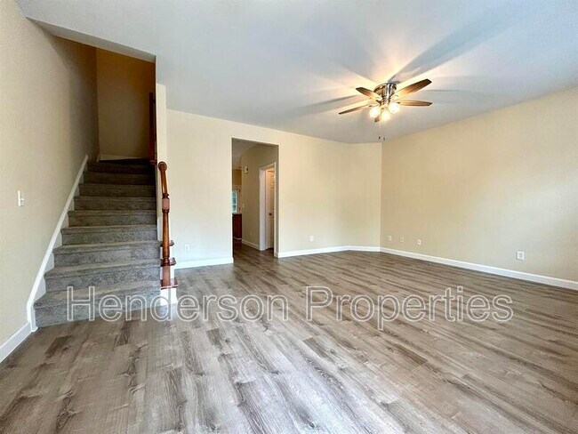 Building Photo - 125 Charterhouse Ln