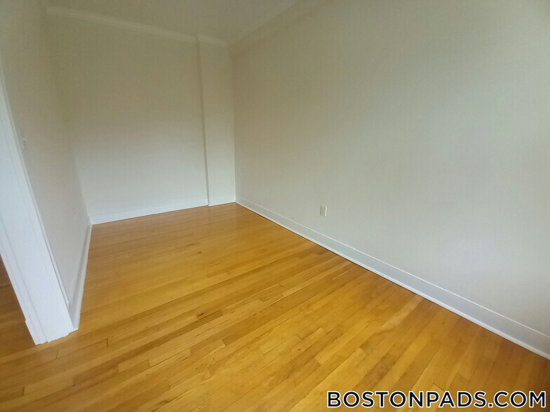 Building Photo - 1 Langdon St