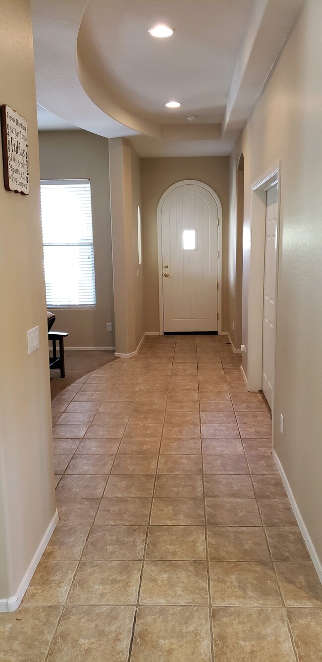 Building Photo - 20403 W Monarch Ct