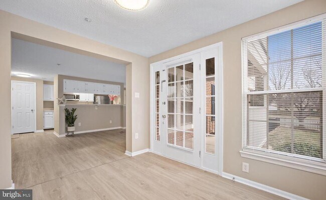Building Photo - 607 Himes Ave