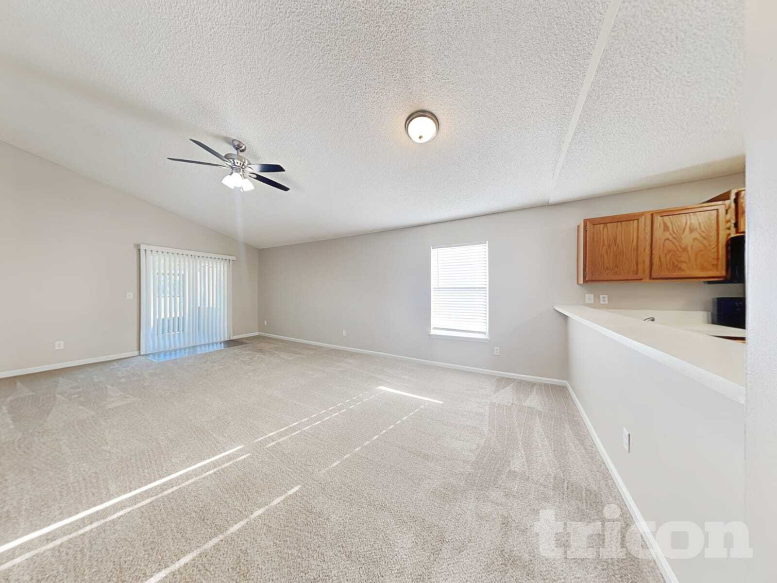 Building Photo - 4231 Hanging Moss Dr