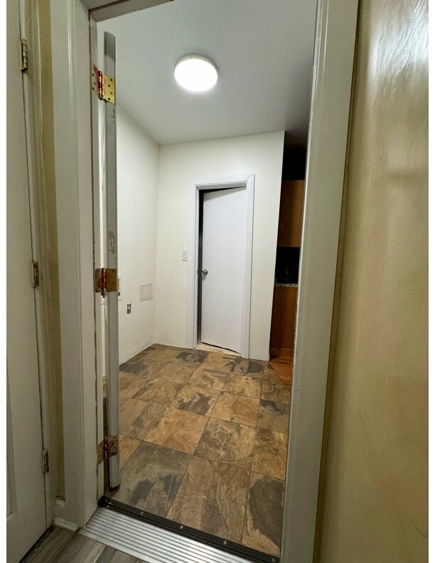 Entrance - 6865 76th St