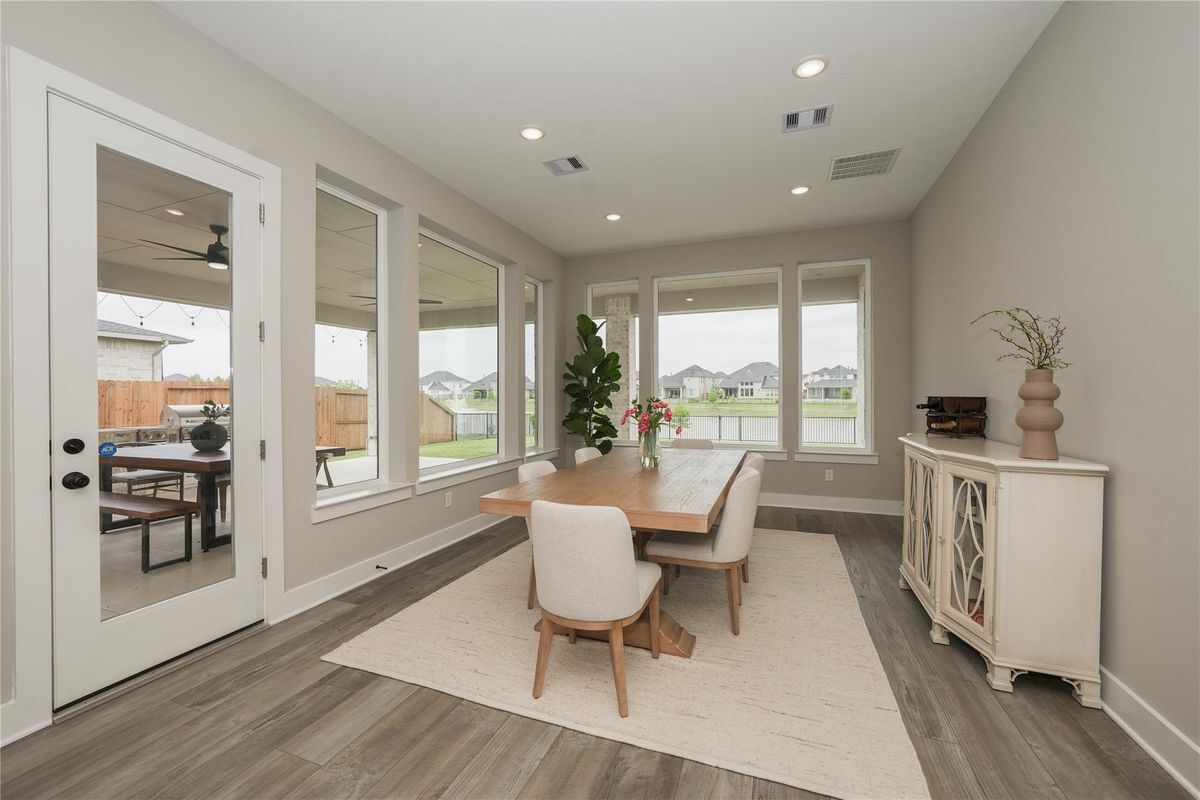 Building Photo - 413 Stratus View Ct