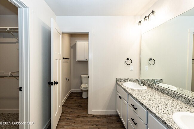 Building Photo - 2527 138th St