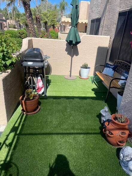 Building Photo - 14300 W Bell Rd