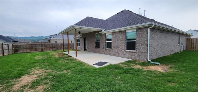 Building Photo - 4440 W Havana Ave
