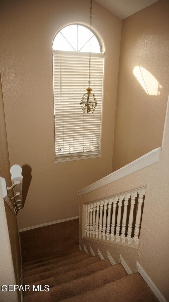 Building Photo - 1801 Garden Gate Way